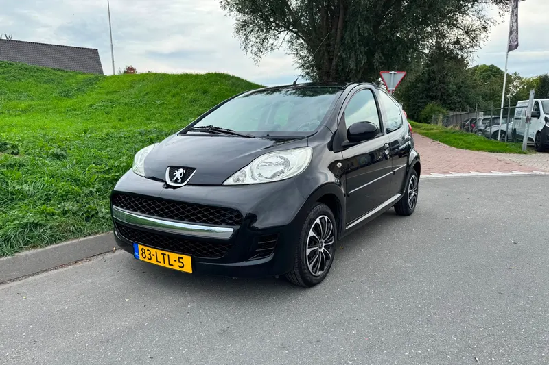 Peugeot 107 (2010)