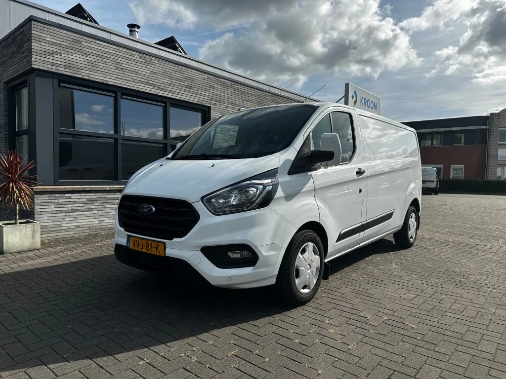 Ford Transit Custom (2023) — foto 1