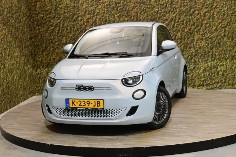 Fiat 500 (2020)