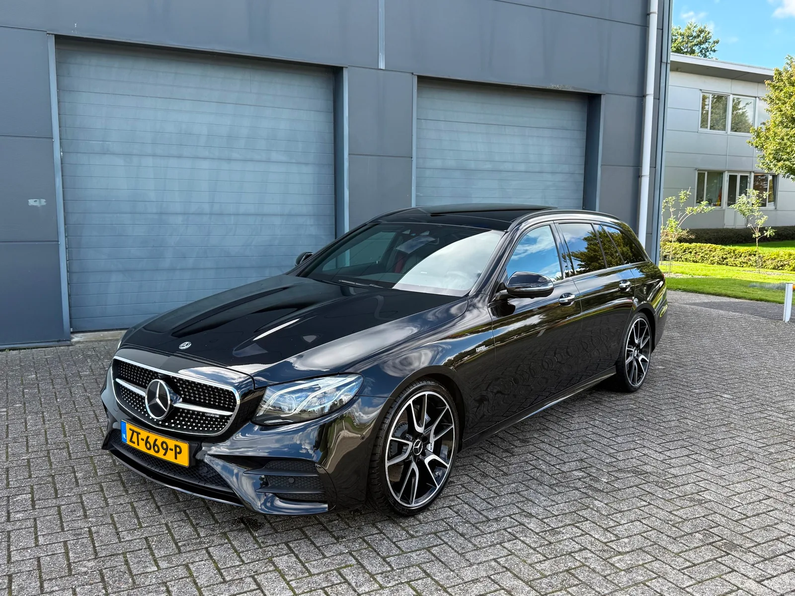 Mercedes-Benz E-Klasse (2018) — foto 1