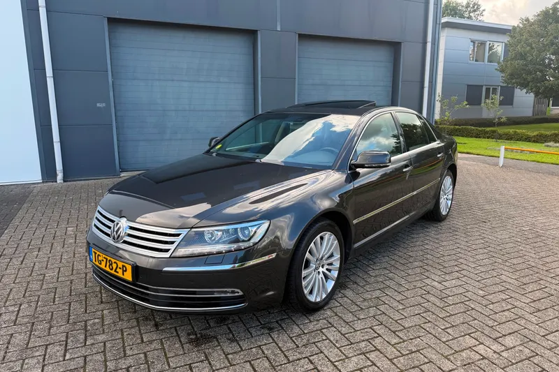 Volkswagen Phaeton (2014)