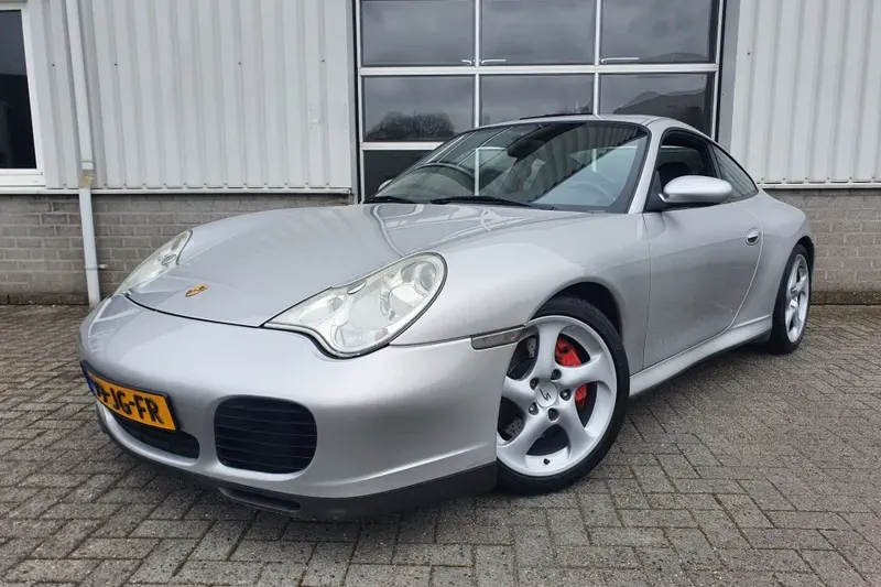 Porsche 911 (2002)