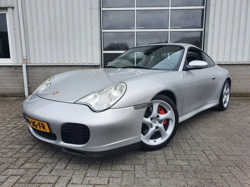 Porsche 911 (2002) — foto 1