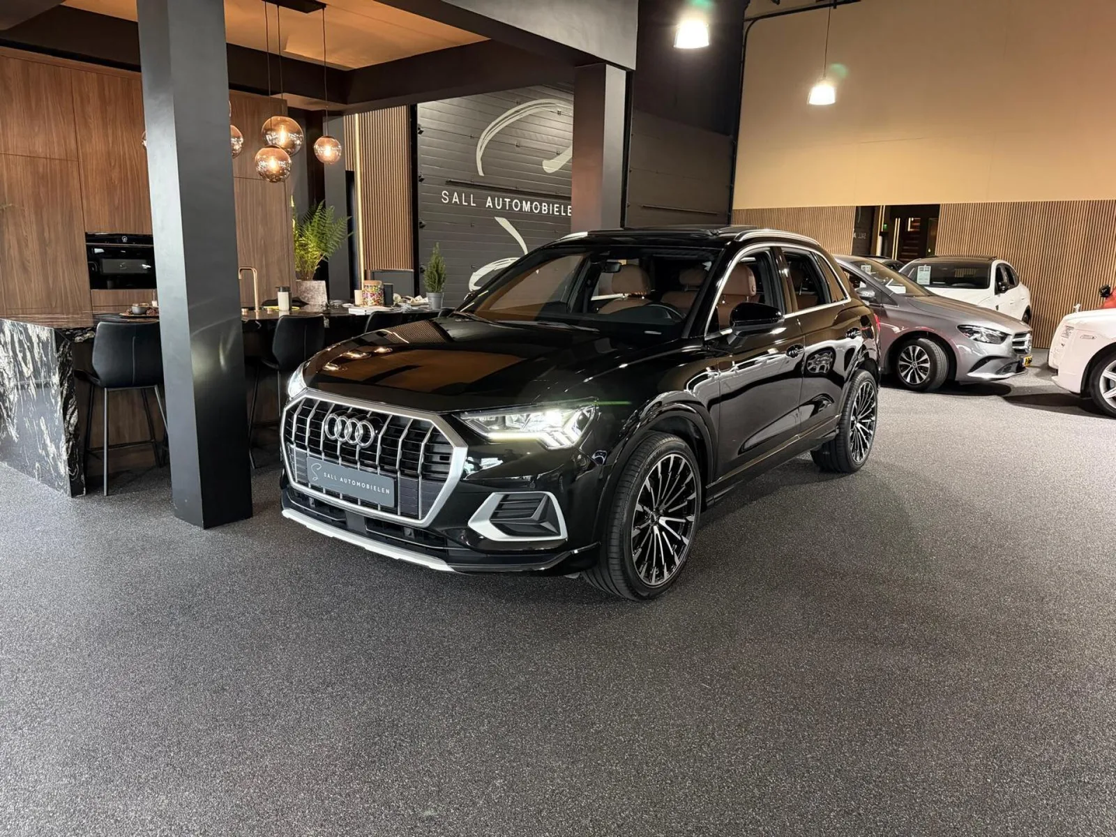 Audi Q3 (2020) — foto 1