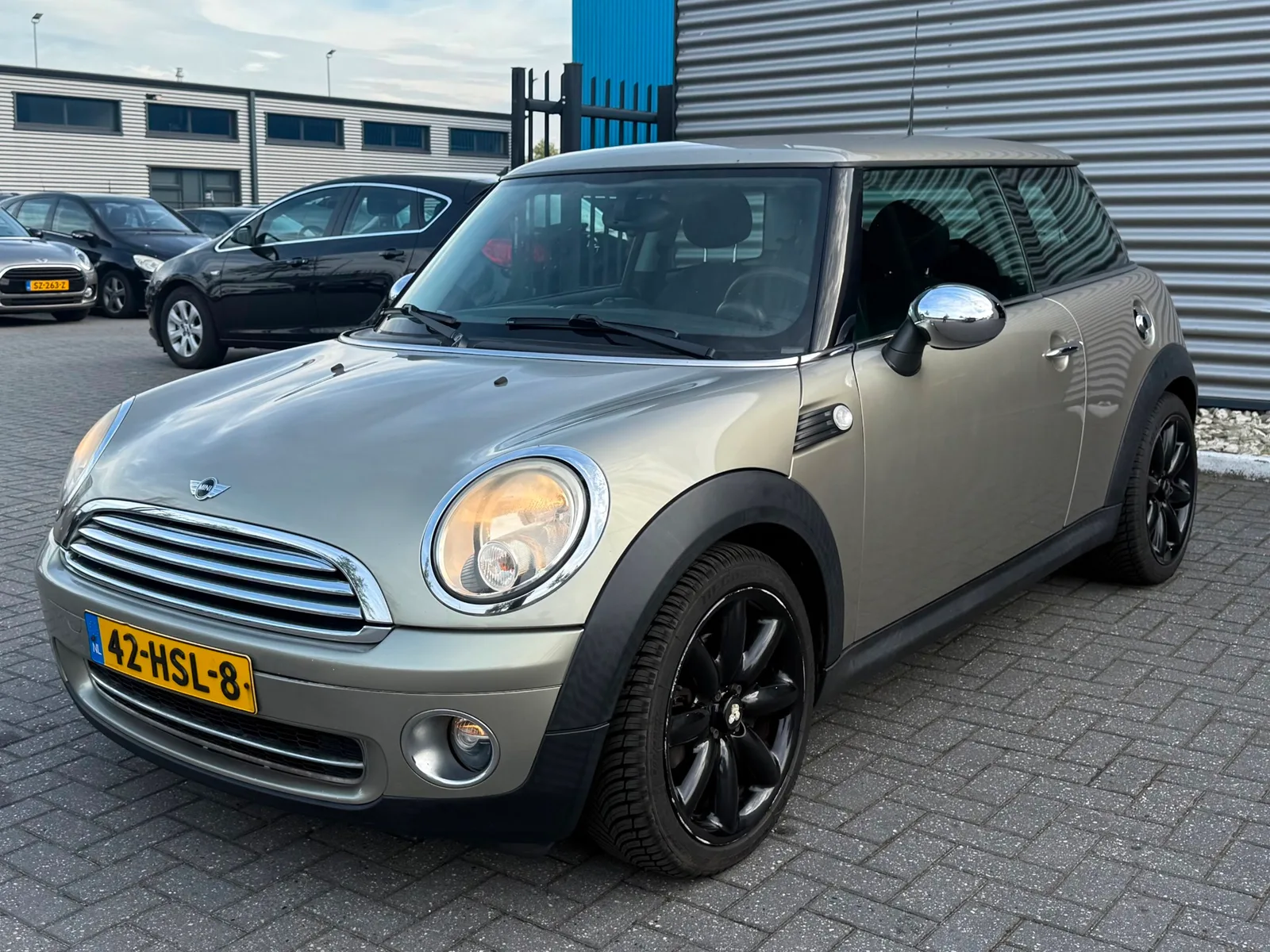 MINI One (2009) — foto 1