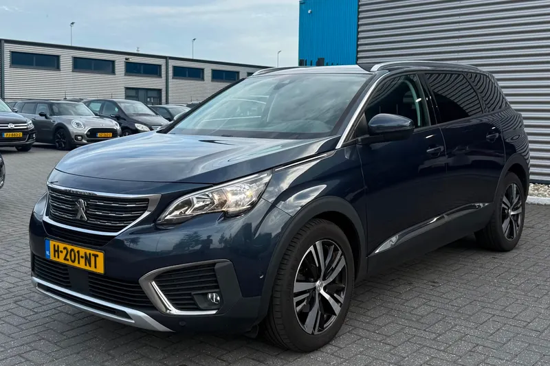 Peugeot 5008 (2019)