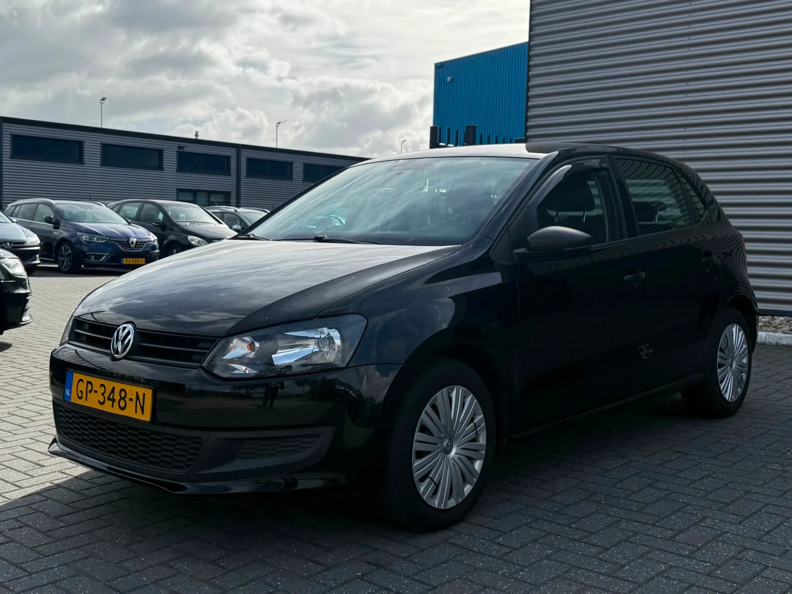 Volkswagen Polo (2011) — foto 1