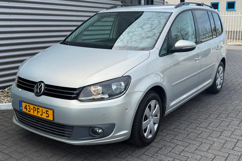 Volkswagen Touran (2011)