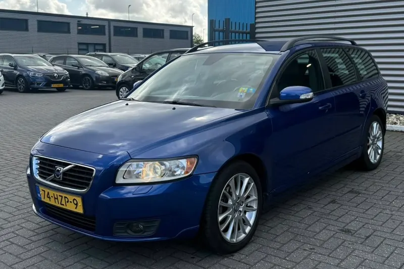 Volvo V50 (2009)