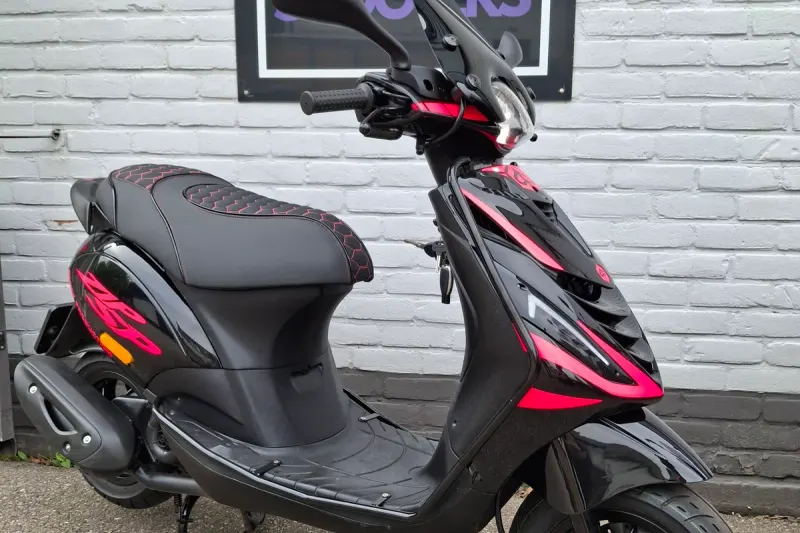 Piaggio Zip (0)