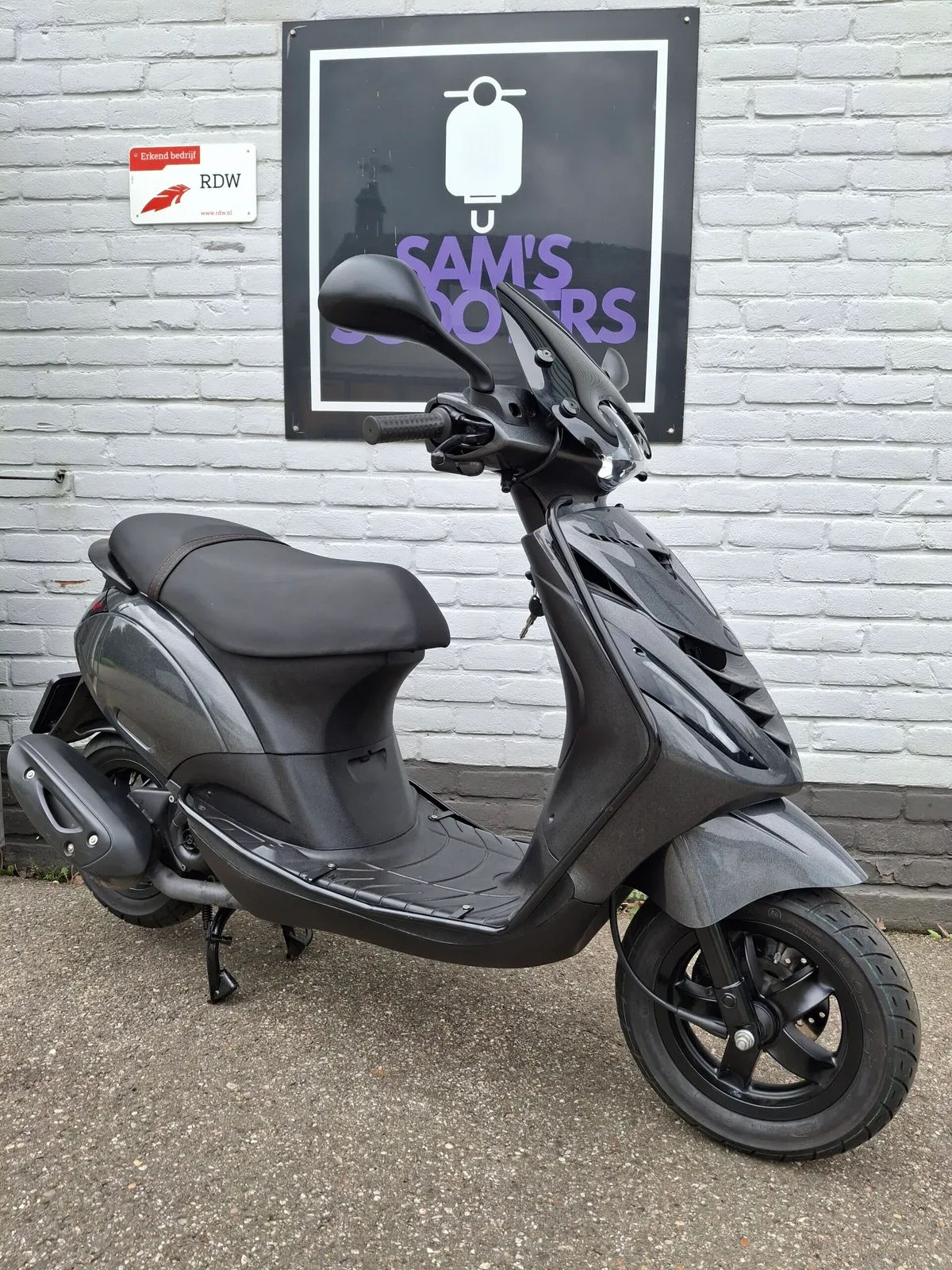 Piaggio Zip (0) — foto 1