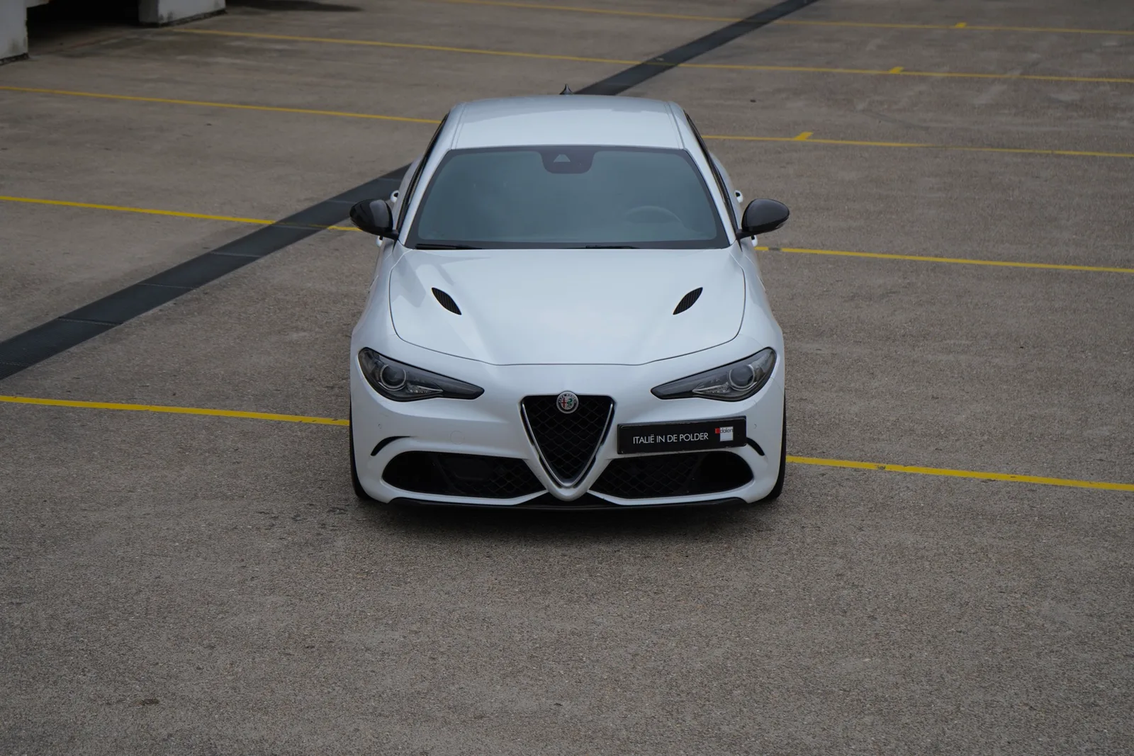 Alfa Romeo Giulia (2020) — foto 1