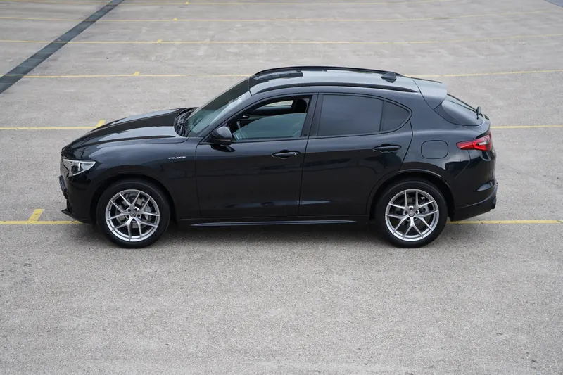 Alfa Romeo Stelvio (2022)