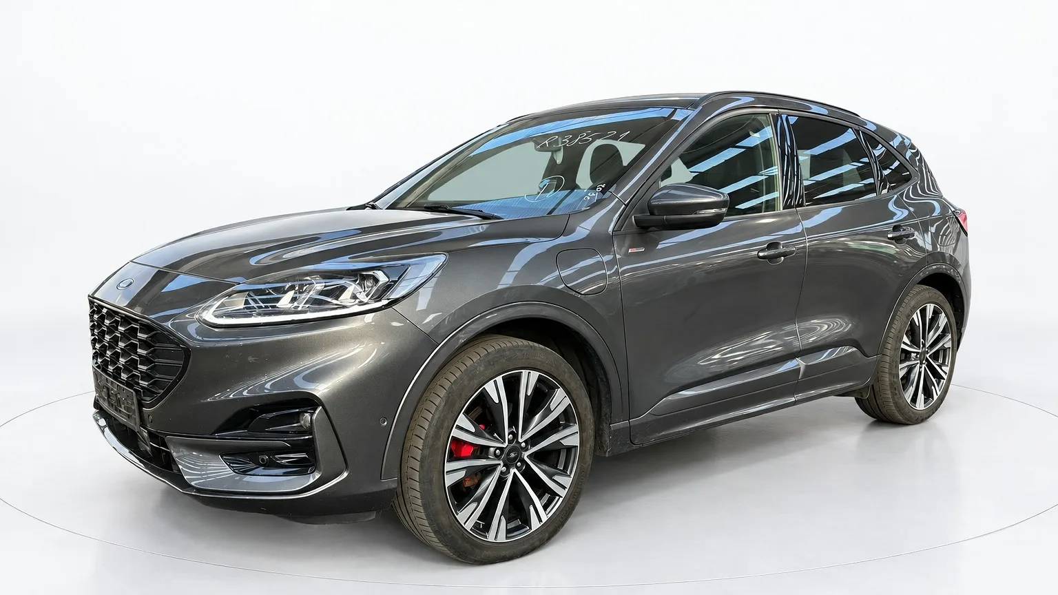 Ford Kuga (2021) — foto 1