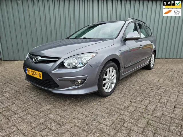 Hyundai i30 (2011) — foto 1