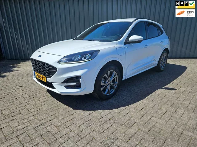Ford Kuga (2023) — foto 1