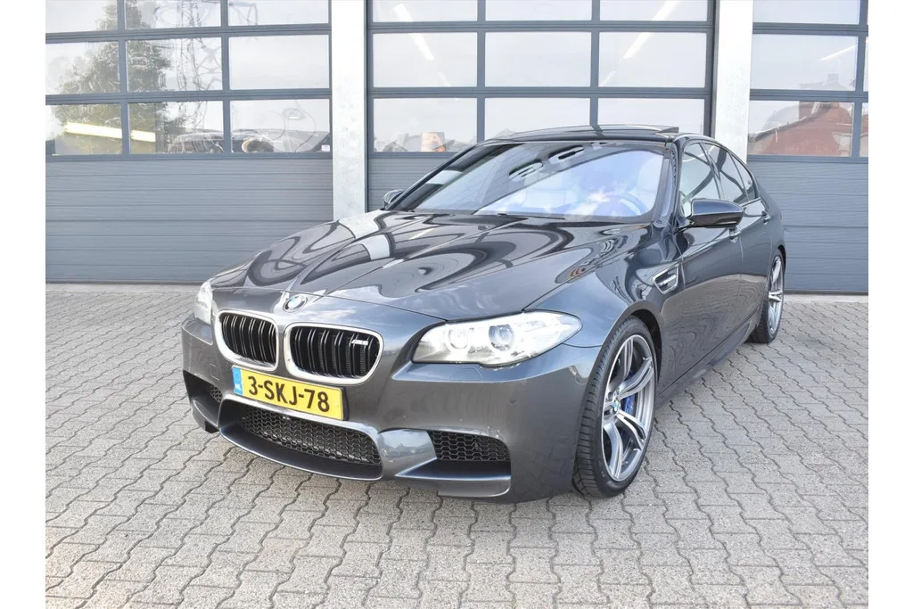 BMW 5-Serie (2013) — foto 1