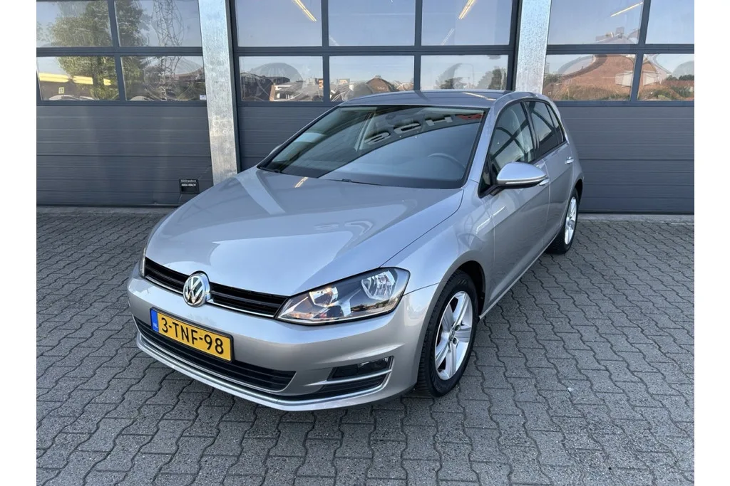 Volkswagen Golf (2014) — foto 1