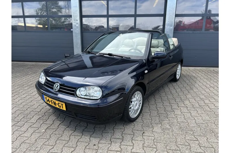 Volkswagen Golf (2000)