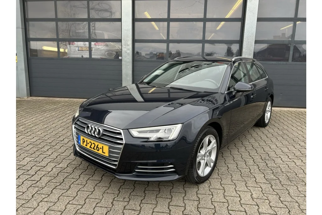 Audi A4 (2018) — foto 1