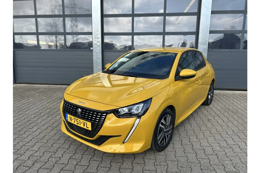 Peugeot 208 (2022) — foto 1