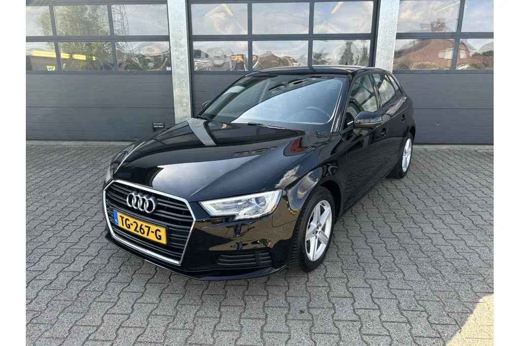 Audi A3 (2018) — foto 1