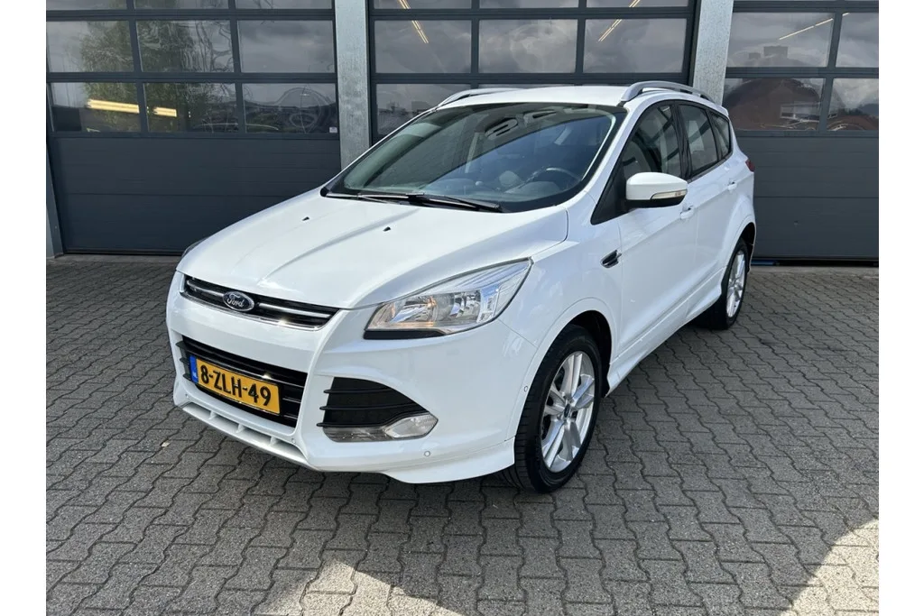 Ford Kuga (2015) — foto 1