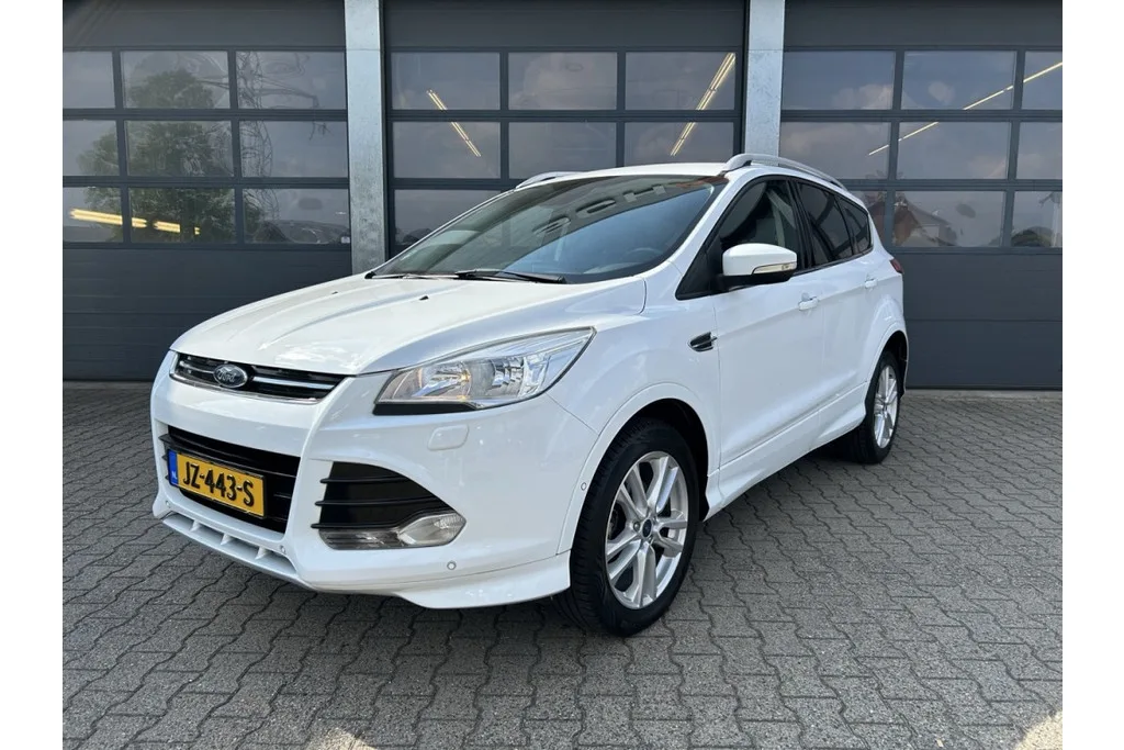 Ford Kuga (2016) — foto 1