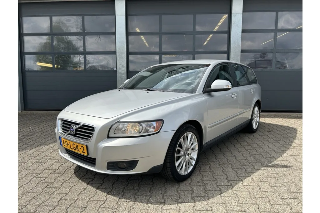 Volvo V50 (2010) — foto 1