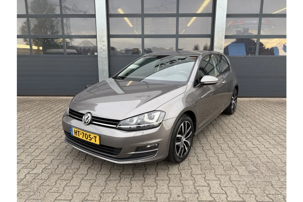 Volkswagen Golf (2016) — foto 1