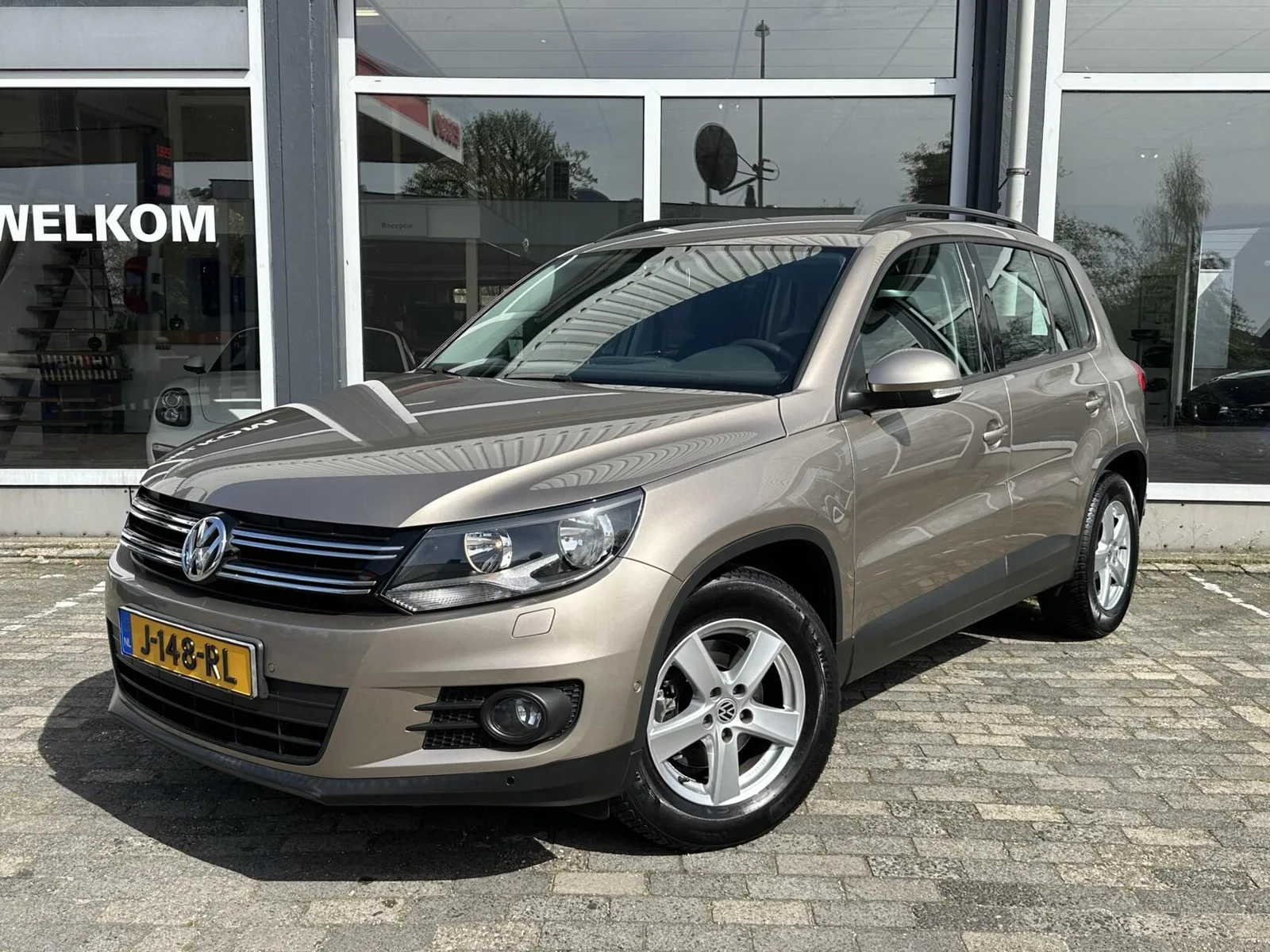 Volkswagen Tiguan (2015) — foto 1