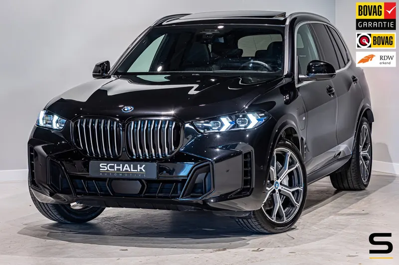 BMW X5 (2023)