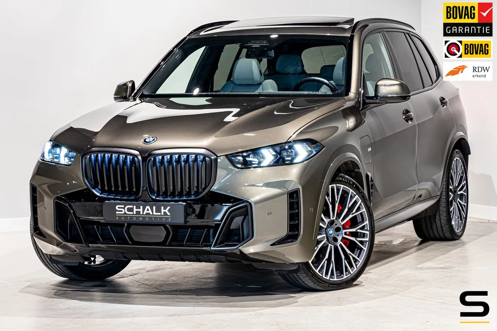 BMW X5 (2025) — foto 1