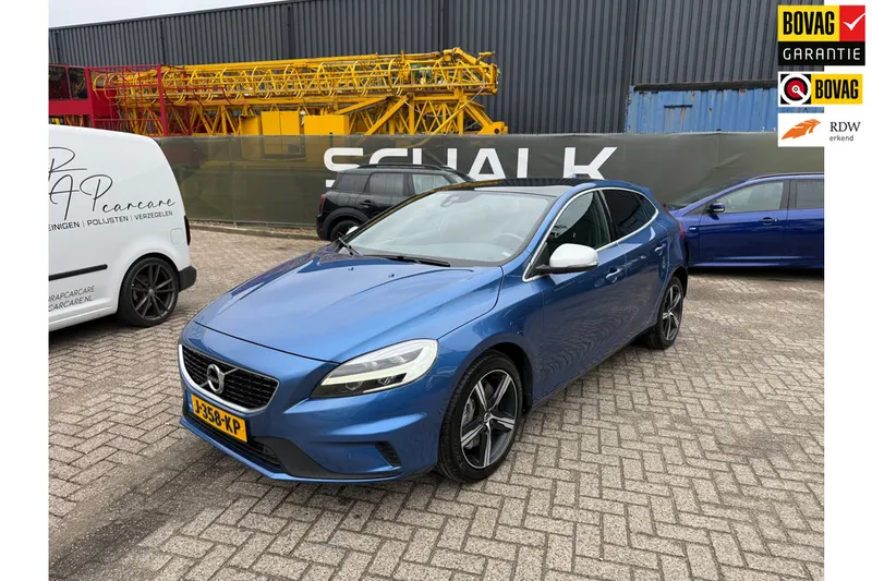 Volvo V40 (2020)