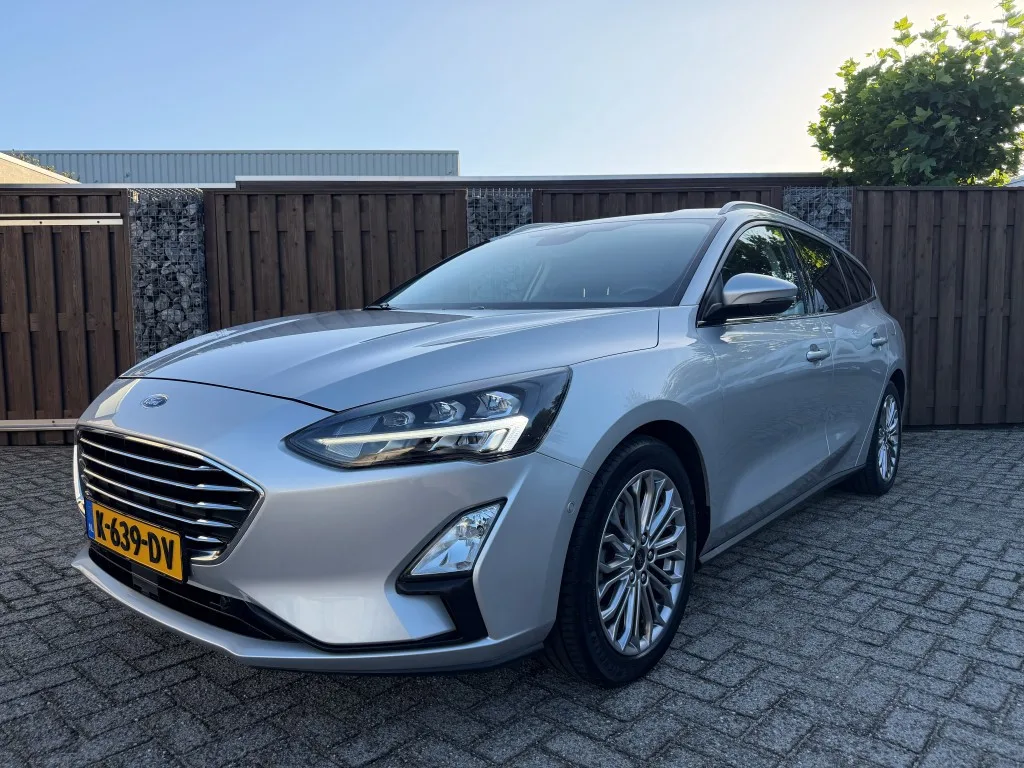 Ford Focus (2020) — foto 1