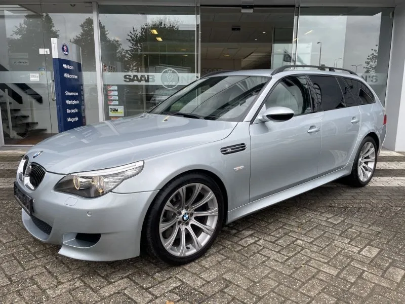 BMW M5 (2008) — foto 1
