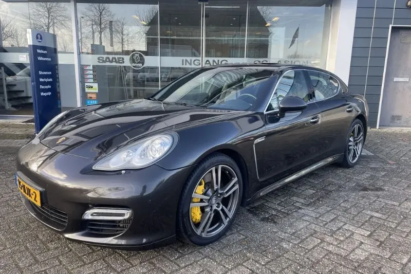 Porsche Panamera (2010)