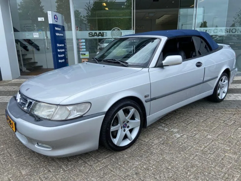 Saab 9-3 (2002) — foto 1