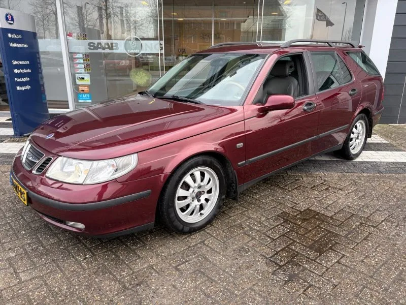 Saab 9-5 (2004) — foto 1