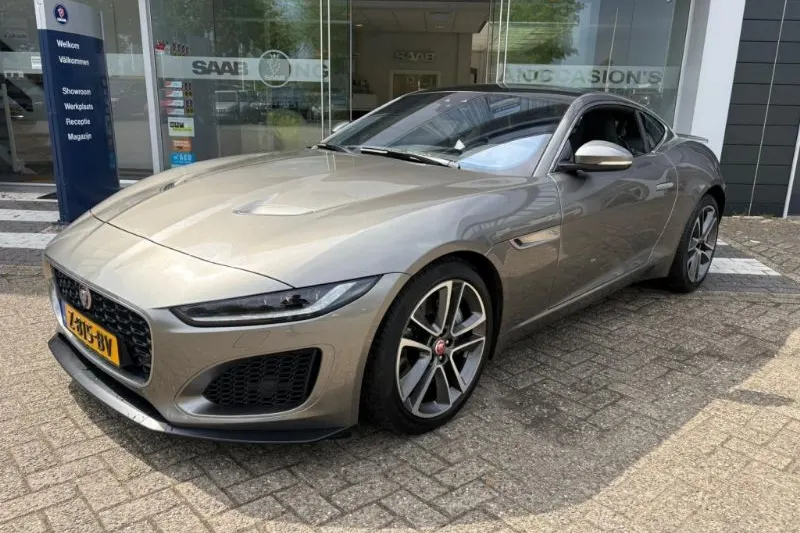 Jaguar F-Type (2023)