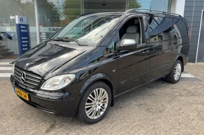 Mercedes-Benz Viano (2010)