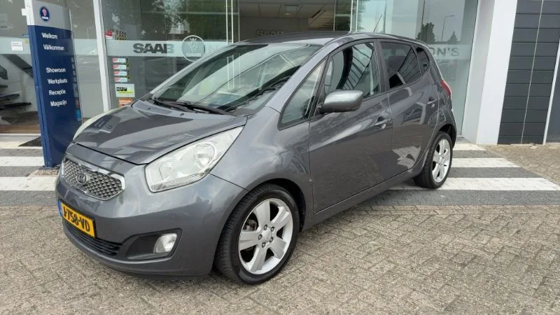 Kia Venga (2010) — foto 1