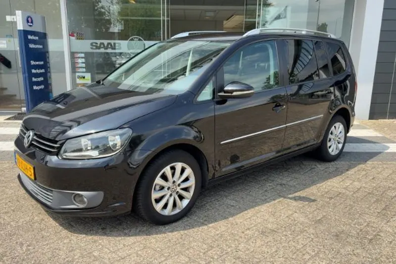 Volkswagen Touran (2012)