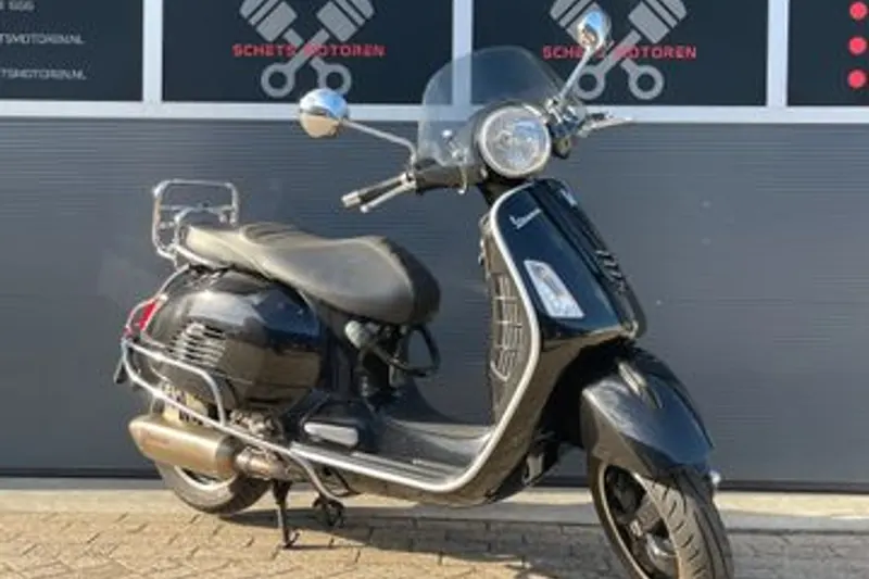 Vespa GTS 250 I.E (2016)