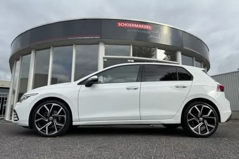 Volkswagen Golf (2021)