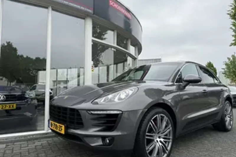 Porsche Macan (2014)