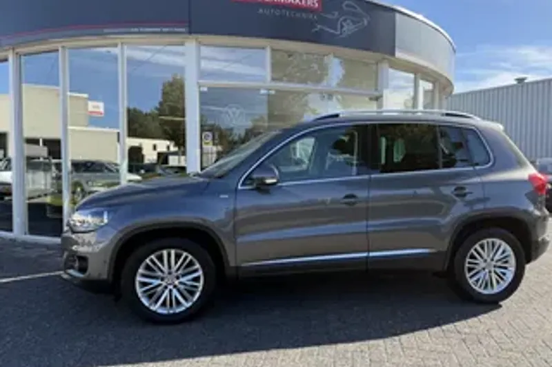 Volkswagen Tiguan (2014)