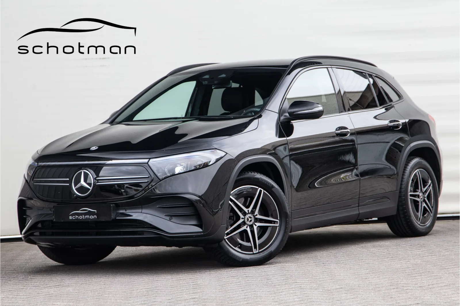 Mercedes-Benz EQA (2023) — foto 1