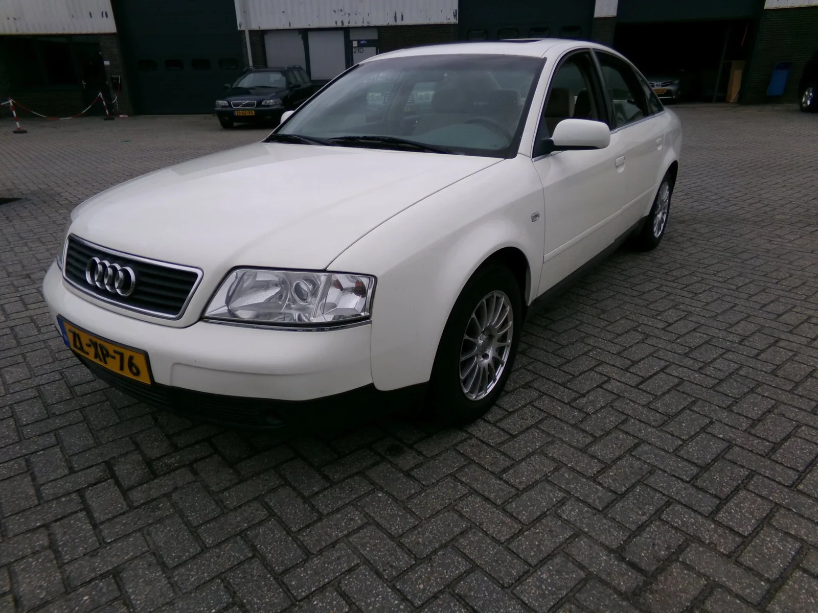 Audi A6 (1999) — foto 1