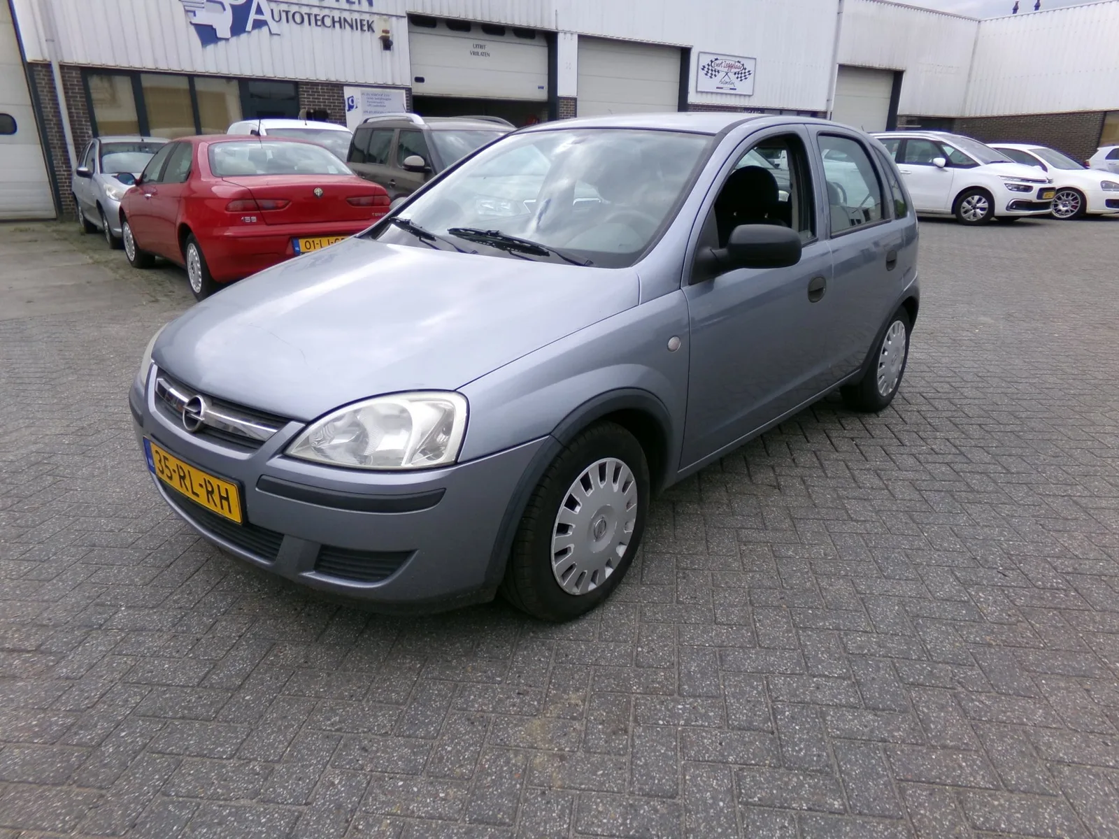 Opel Corsa (2005) — foto 1